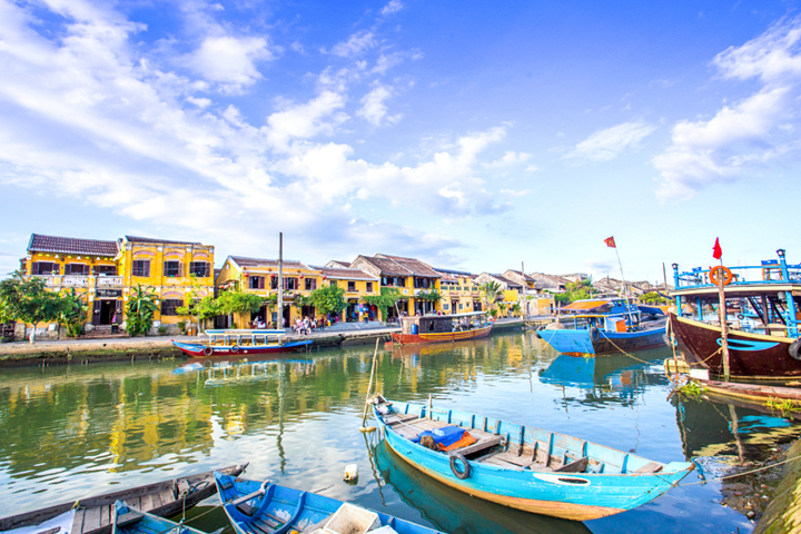 Du Lịch Miền Trung Sài Gòn - Đà Nẵng - Sơn Trà - Bàn Cờ (T3-2015)